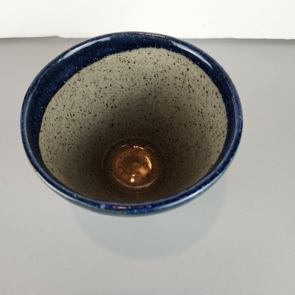 Vtg Signed Studio Pottery Bowl / Planter Pot - Picture 6 of 7